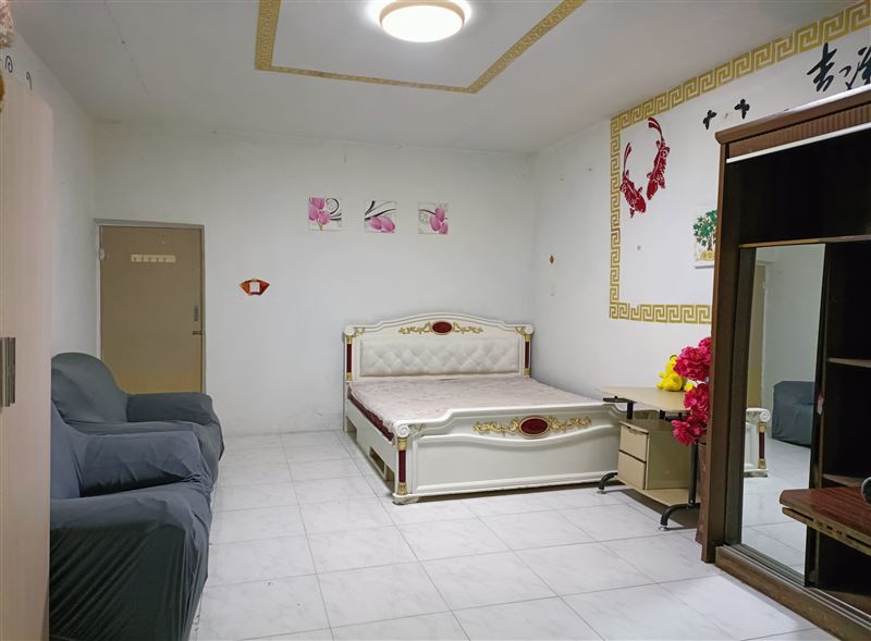 彩城院里新闻楼