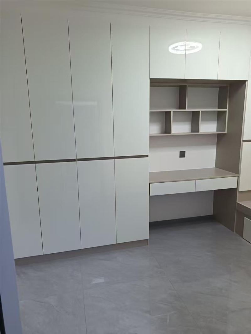 七星花园A区一楼中门