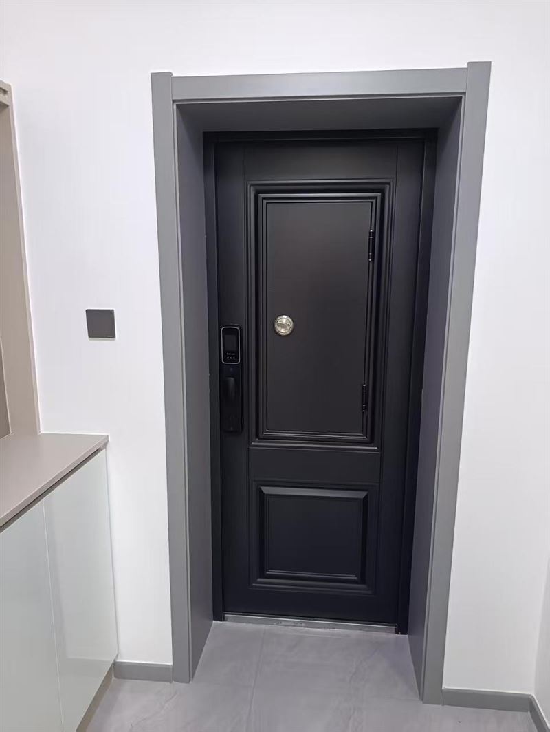 七星花园A区一楼中门