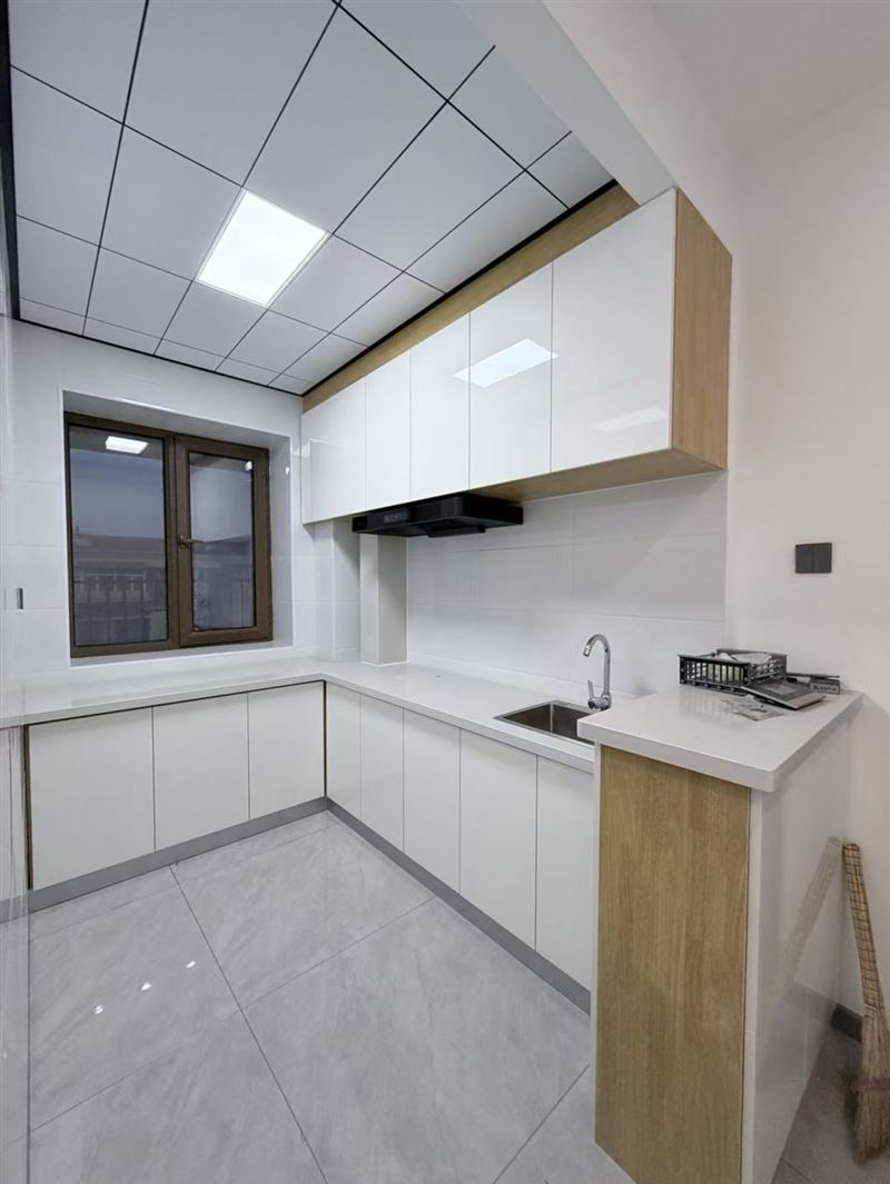 售城中名府电梯楼