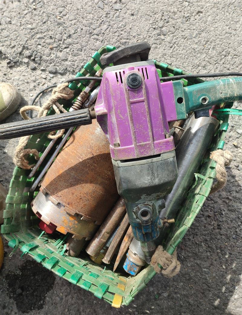 电工水暖测漏水钻烟道反透地热