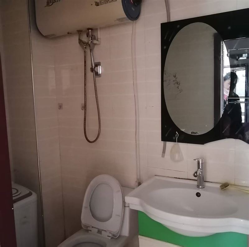 洪福家园阁楼