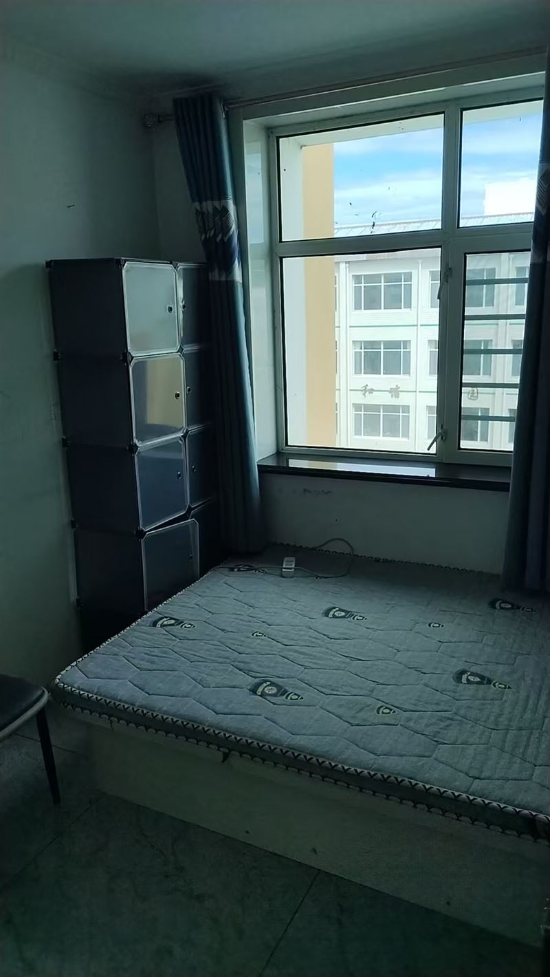 出租七小附近育才苑楼房