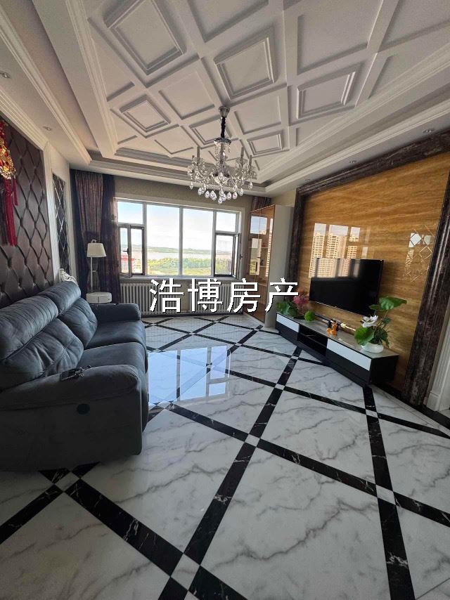 阳光丽景