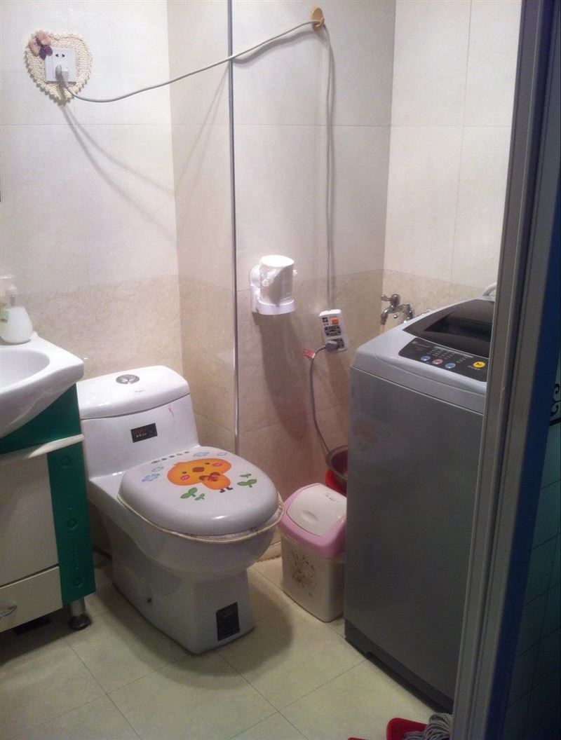 出租学府华庭六楼一室一厅
