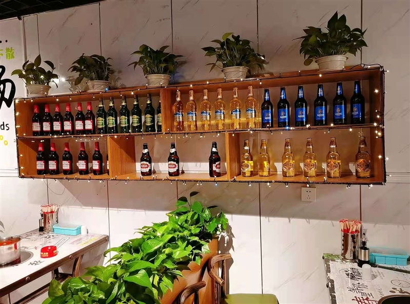 湖滨烧烤店外兑