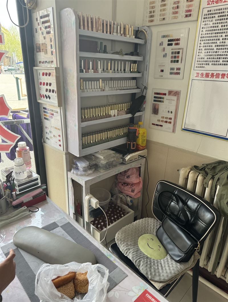 美甲美睫半永久旺铺转让