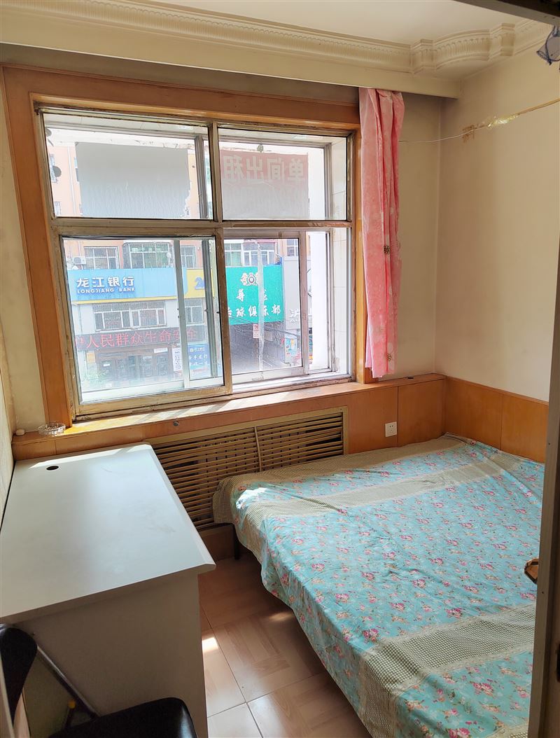 步行街，单间出租