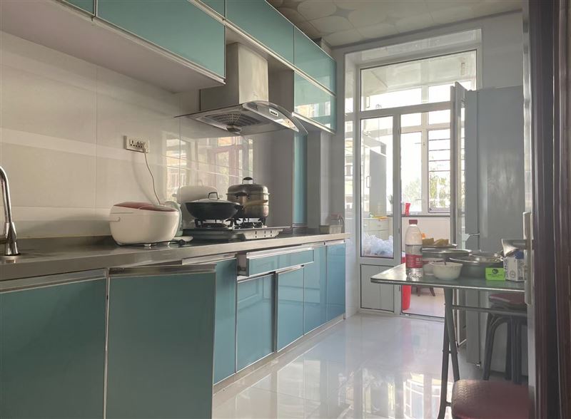 出租银泉小区二楼