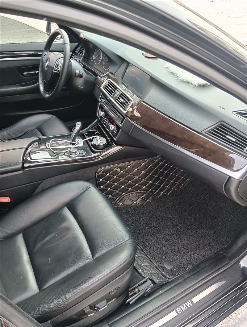 11年宝马525Li自动顶配