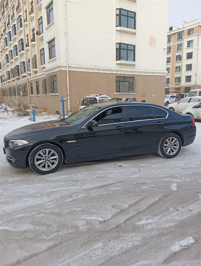 11年宝马525Li自动顶配