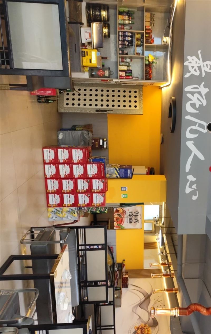 银达烧烤店外兑