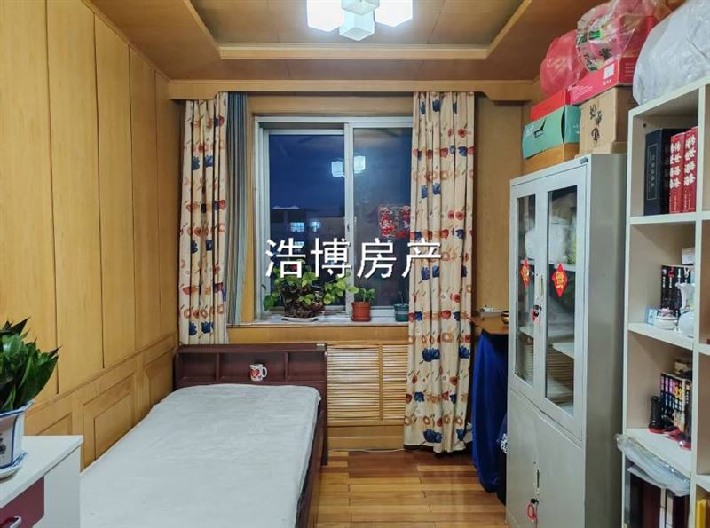 出售湖滨小区