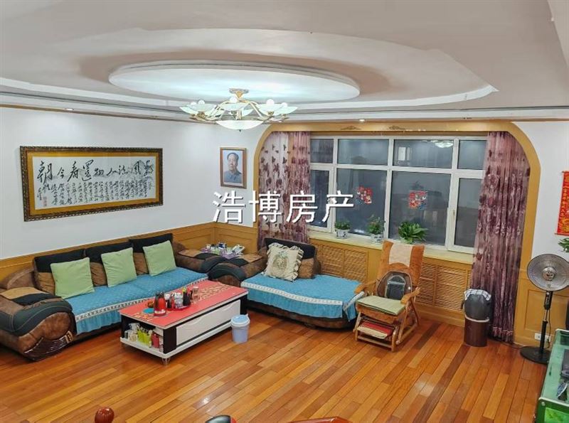 出售湖滨小区