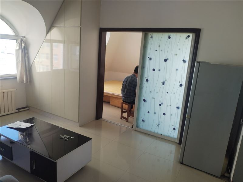 欧洲新城阁楼出租