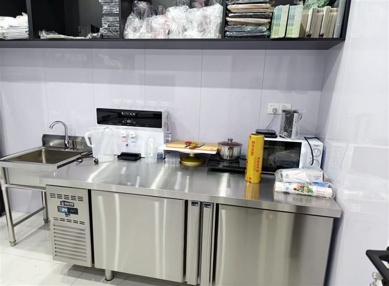 蛋糕店外兑，含蛋糕物料