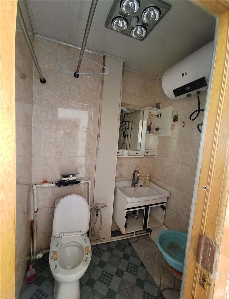 出租五中学区房