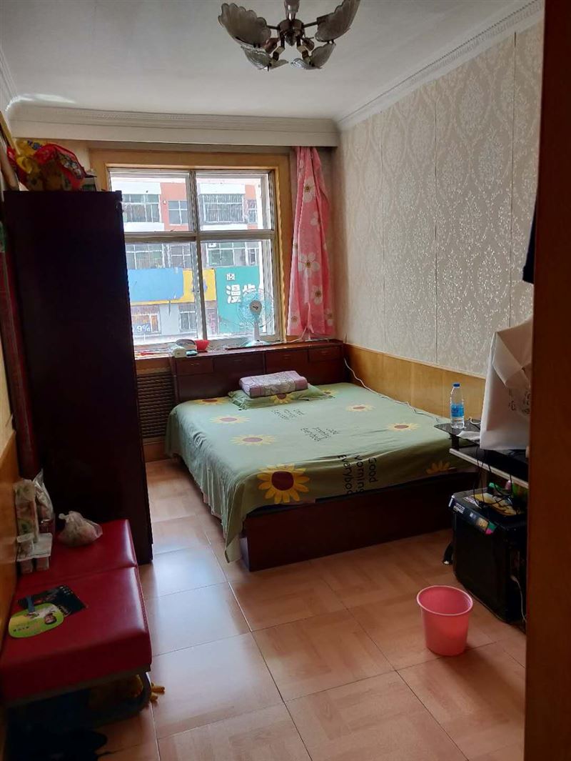 步行街，单间出租