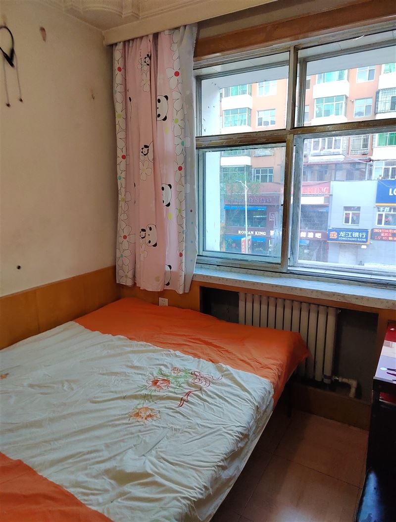 步行街，单间出租