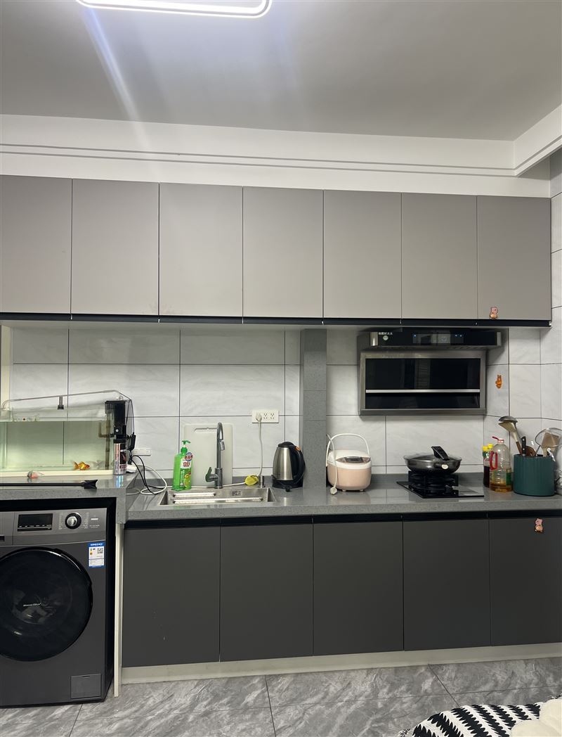 茄子河富贵园6楼