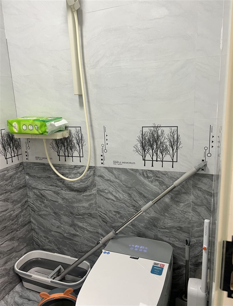 茄子河富贵园6楼