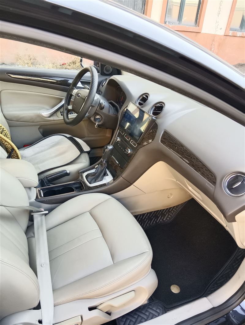 12年福特蒙迪欧致胜自动挡高配原值20万