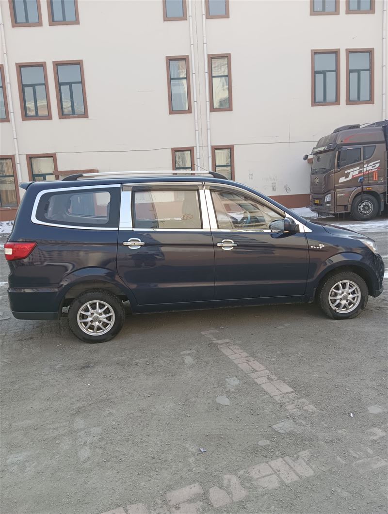 16年昌河M50s手动高配7坐商务一手全车原版