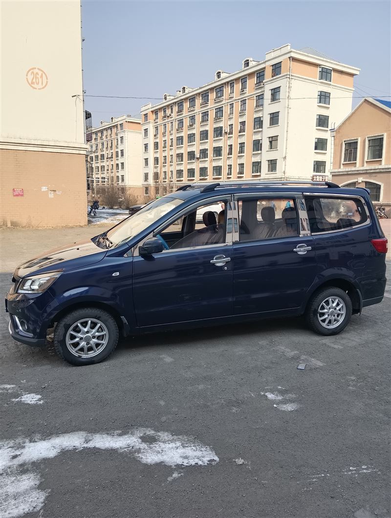 16年昌河M50s手动高配7坐商务一手全车原版