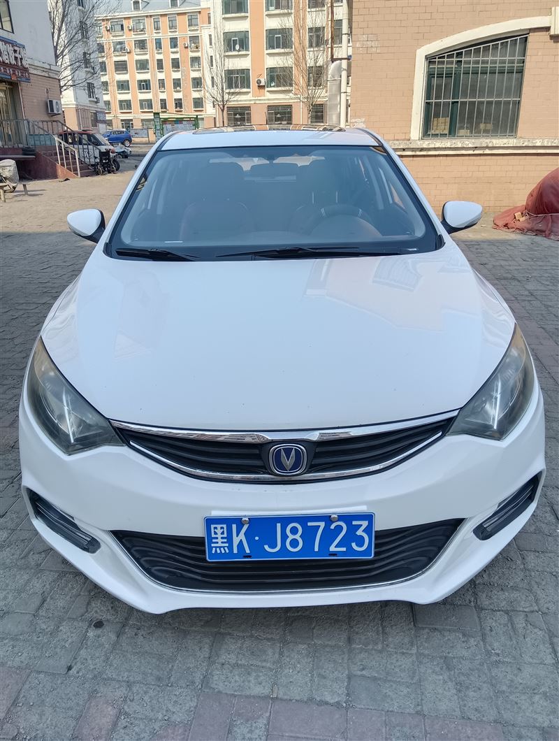 15年长安逸动xt手动高配