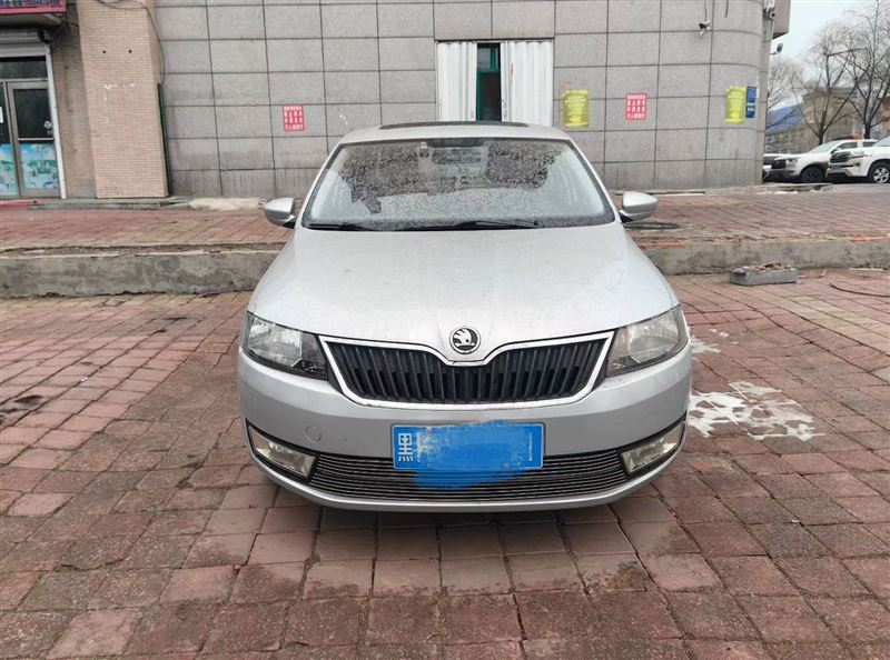 个人卖自动挡大众斯柯达昕锐