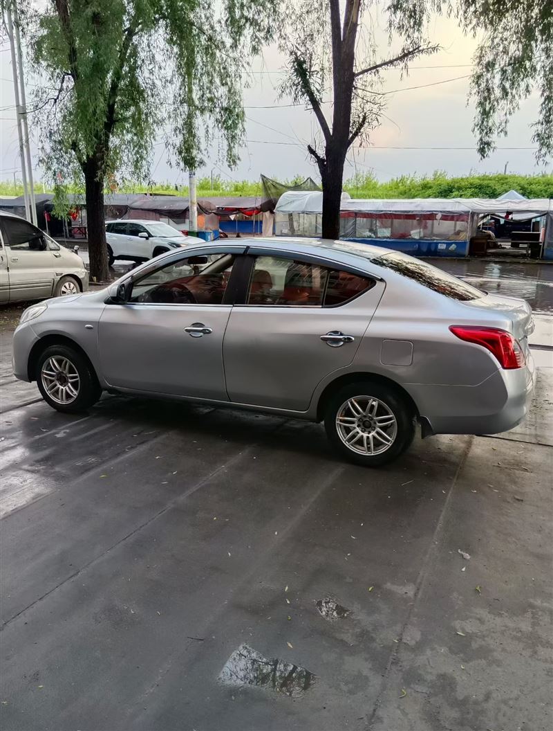 13年尼桑阳光手动高配