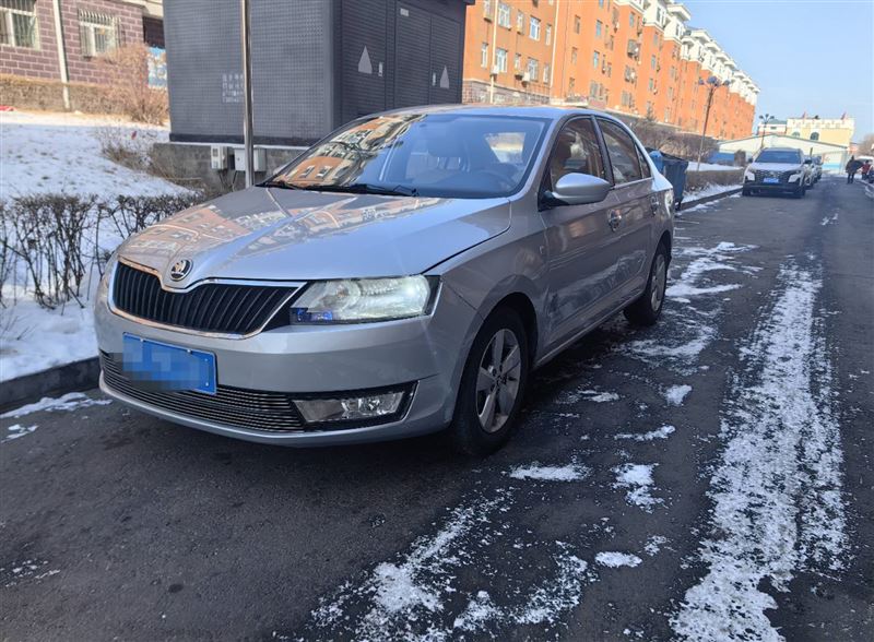 个人卖自动挡斯柯达昕锐