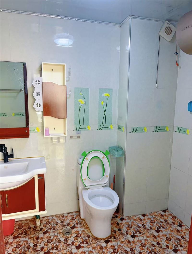 卖经典名居五楼