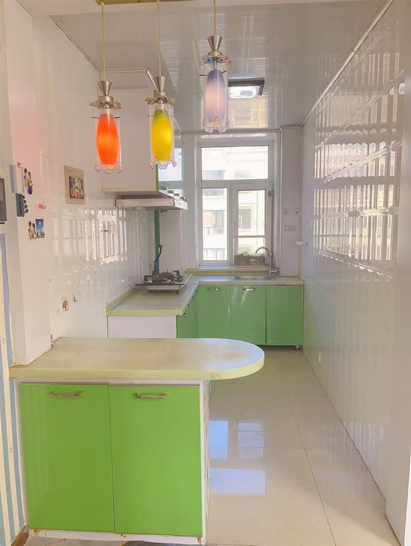 卖经典名居五楼