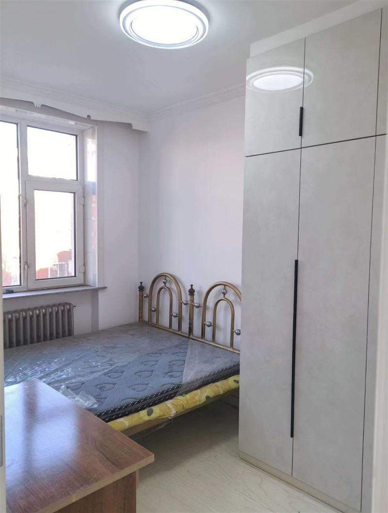 惠民小区4楼70平16.5万