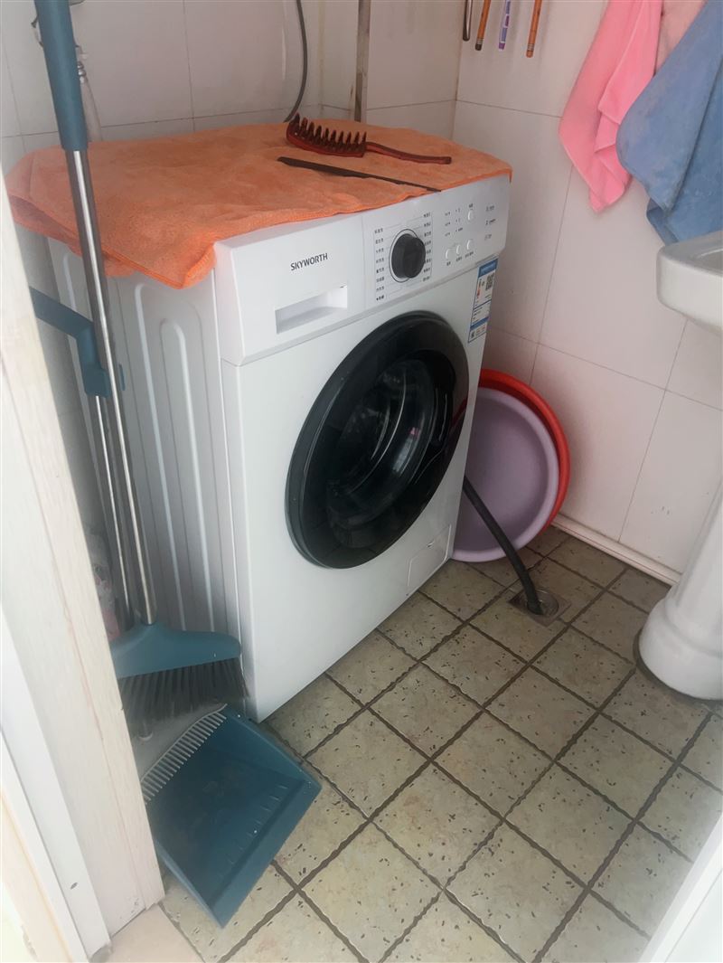 茄子河新东方美甲店外兑