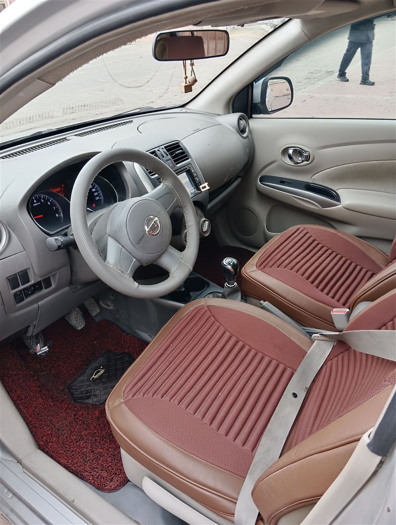 13年尼桑阳光手动高配