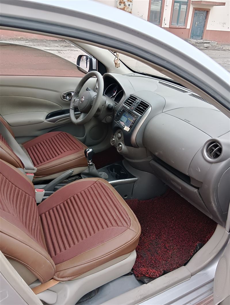 13年尼桑阳光手动高配