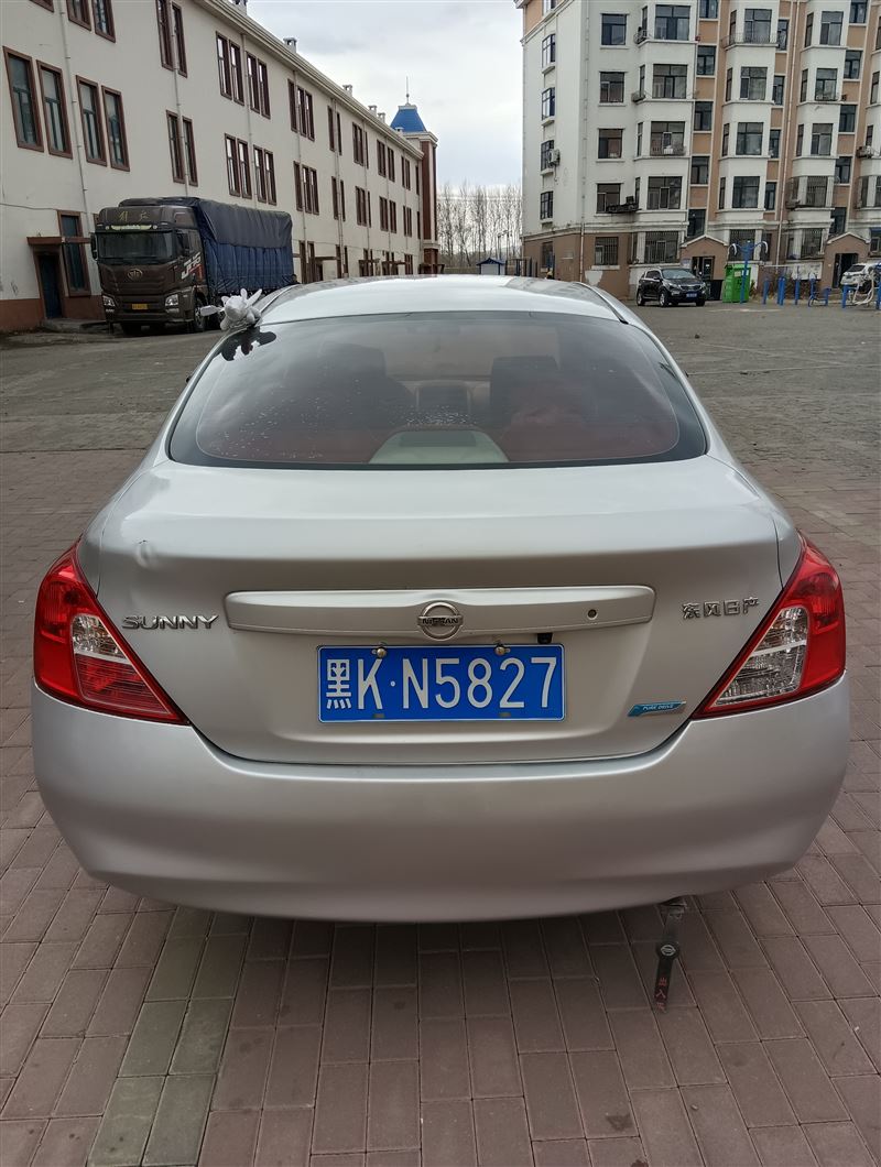 13年尼桑阳光手动高配