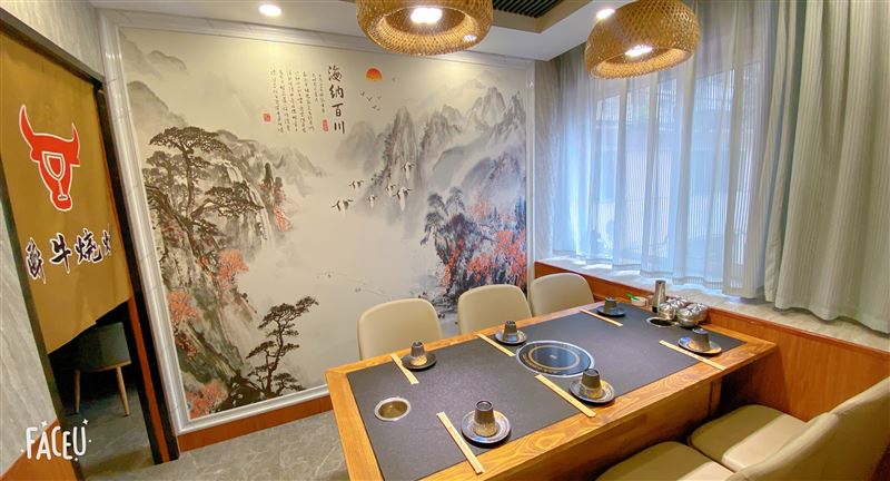 狼嚎街烧烤店外兑