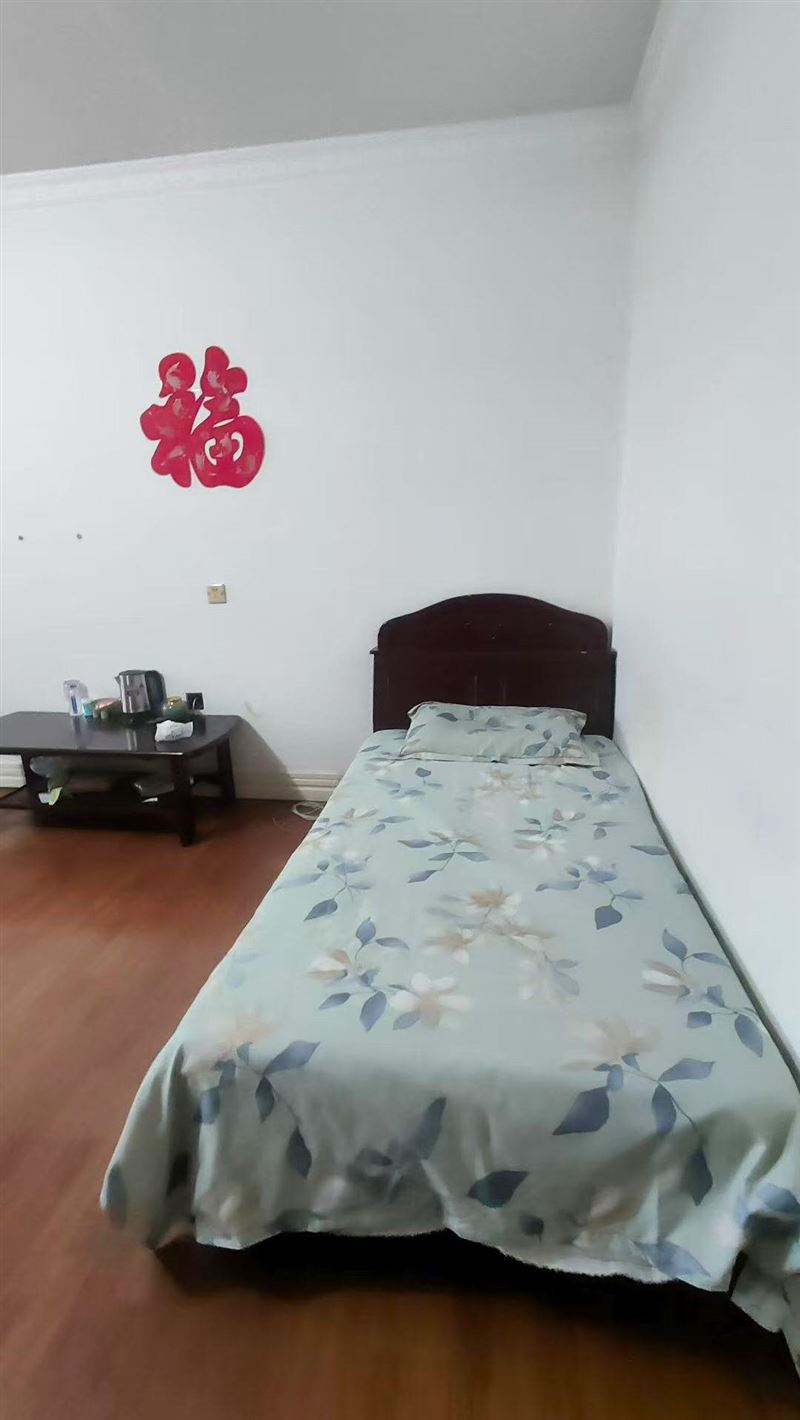 出租~人民公园附近