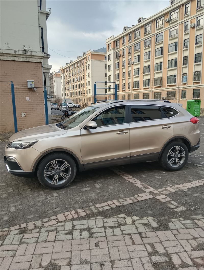 16年猎豹cs10手动高配原值12万