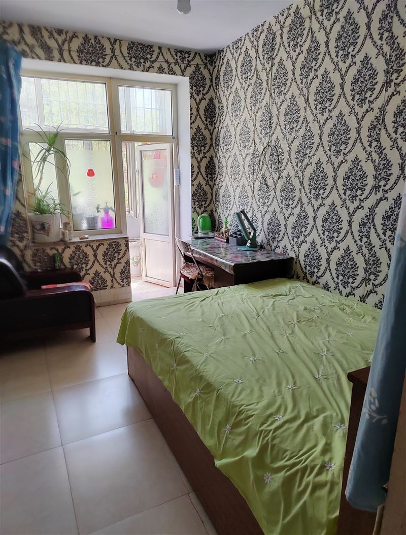 旭日街，单间出租