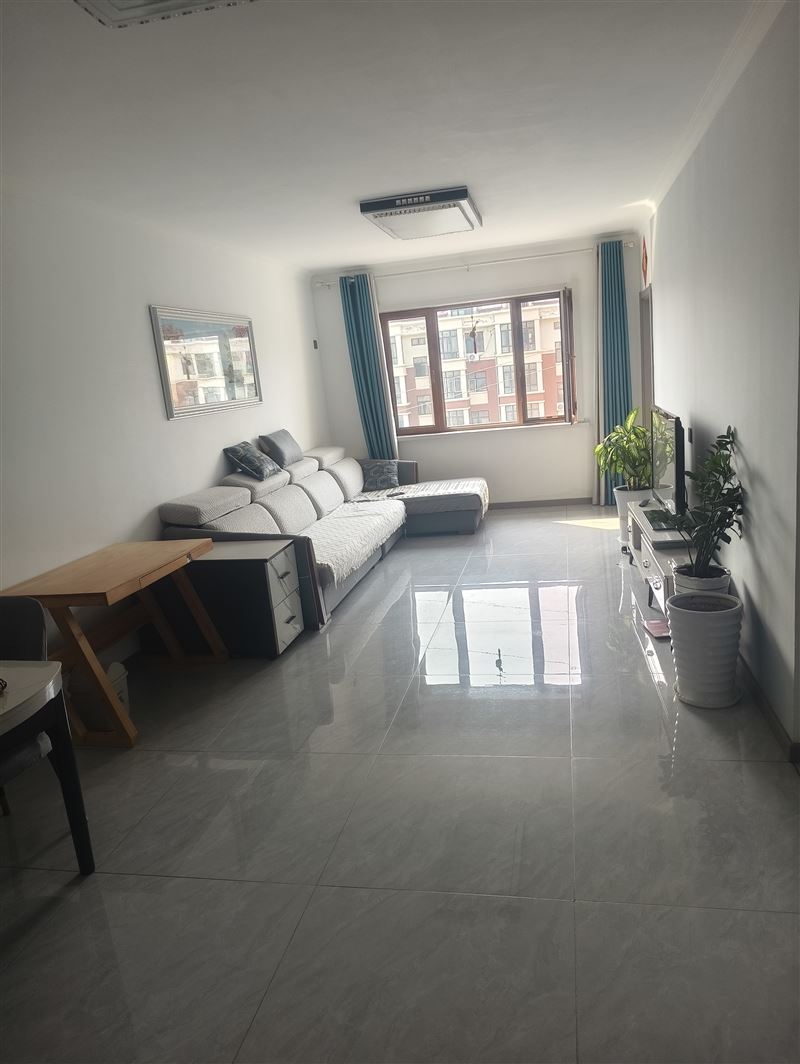 出租南岸花园电梯房