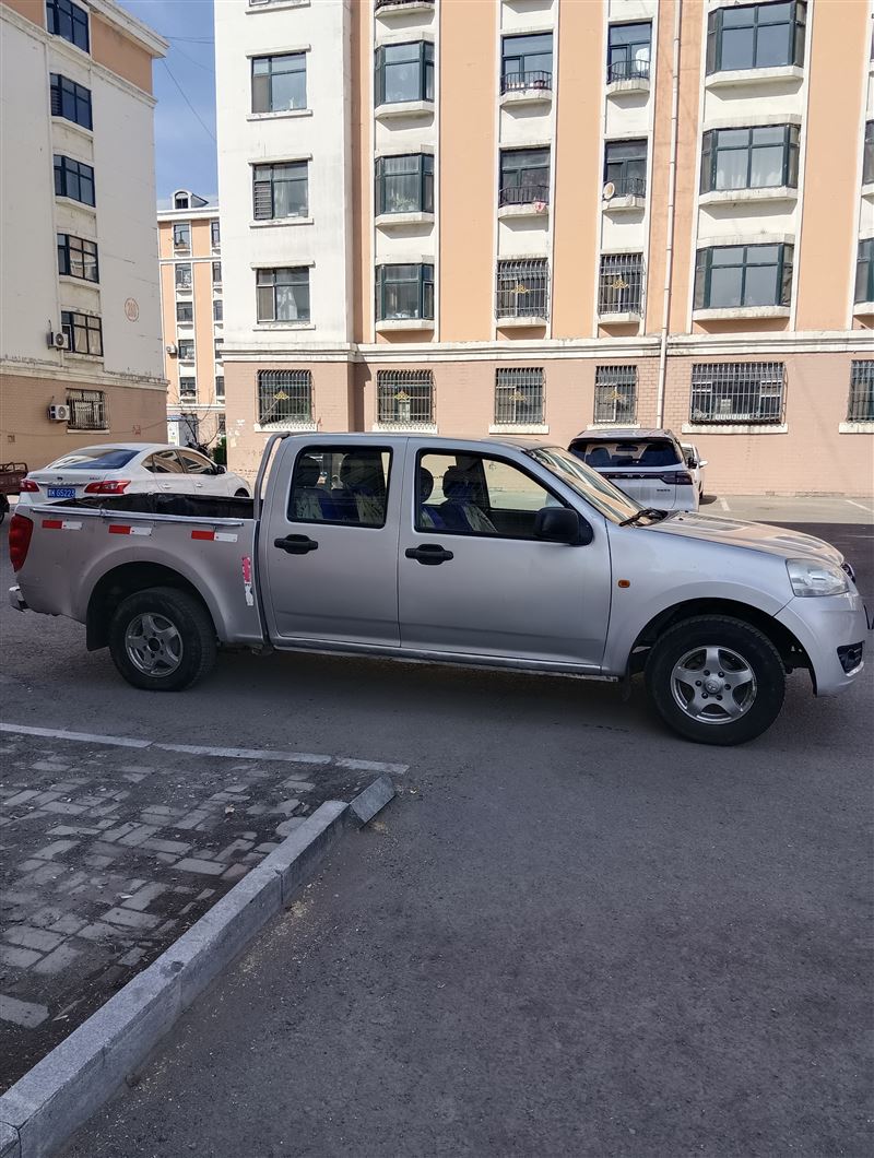 11年长城风骏5汽油两驱手动高配