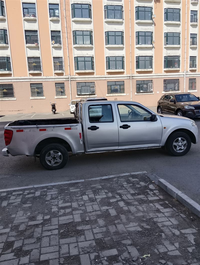 11年长城风骏5汽油两驱手动高配