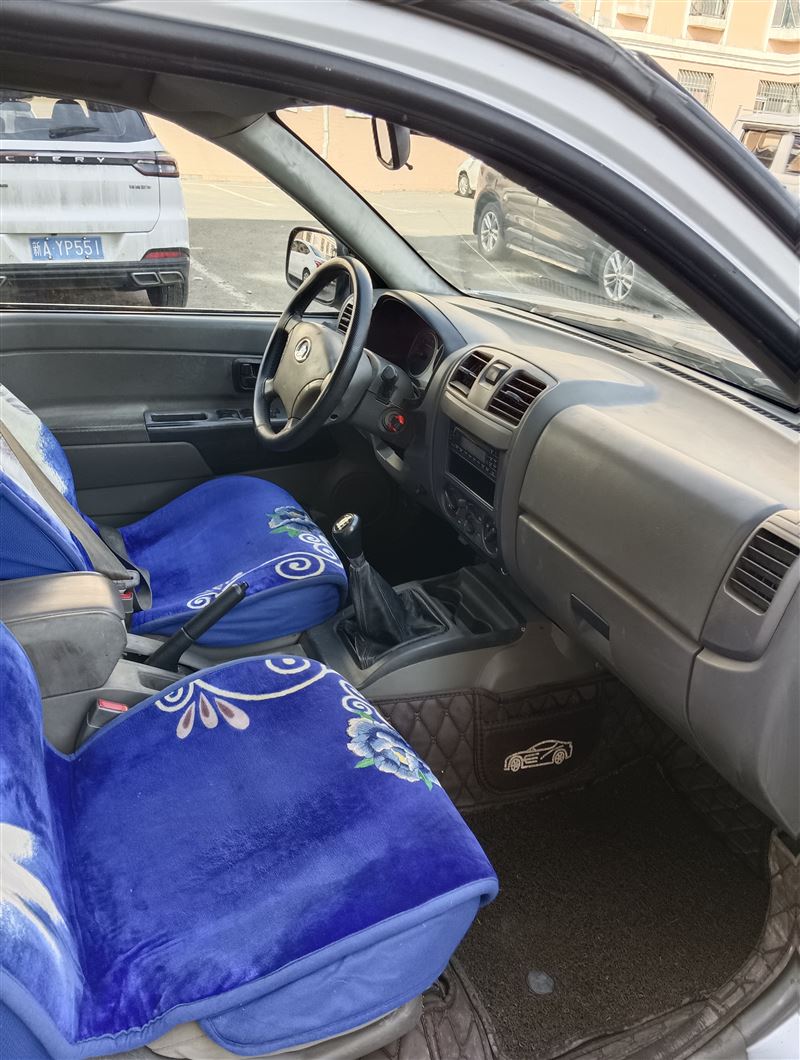 11年长城风骏5汽油两驱手动高配