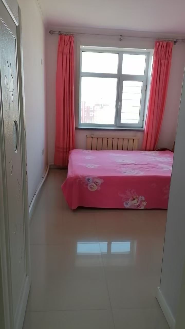 卖七星花园B区5楼，紧邻第七中学