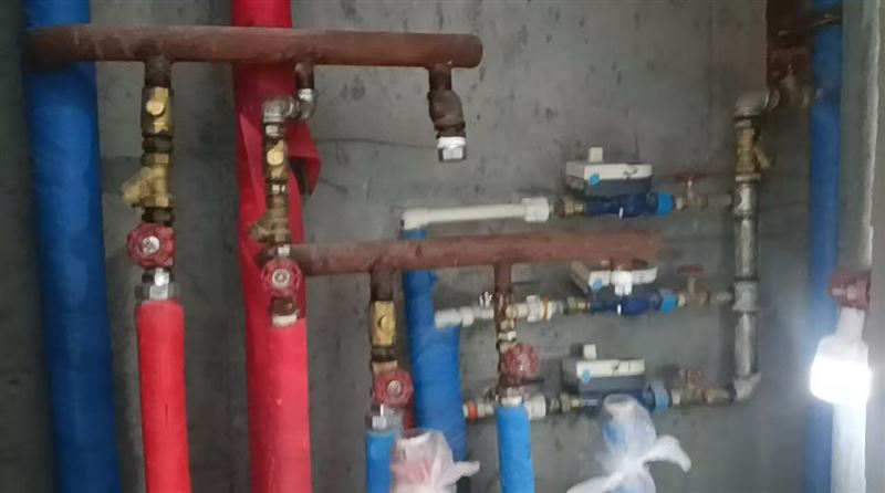 水暖工电工砸墙钻眼做防水